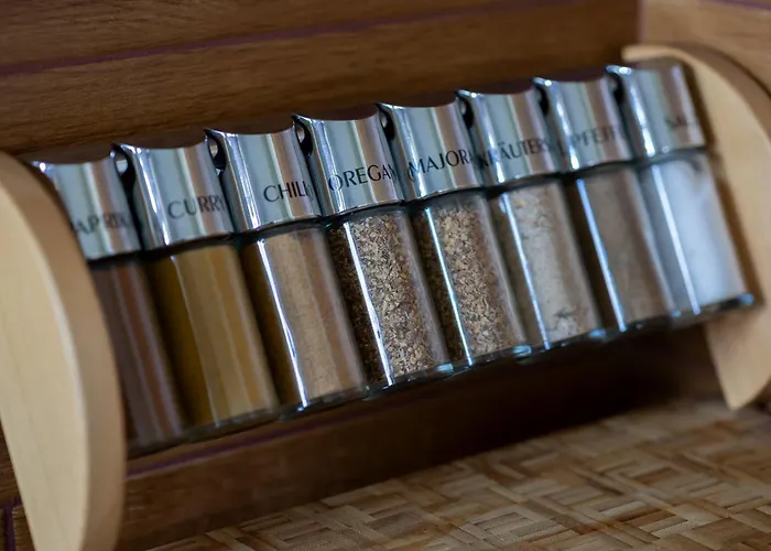 Bright Two-bedroom By Renters Apartament